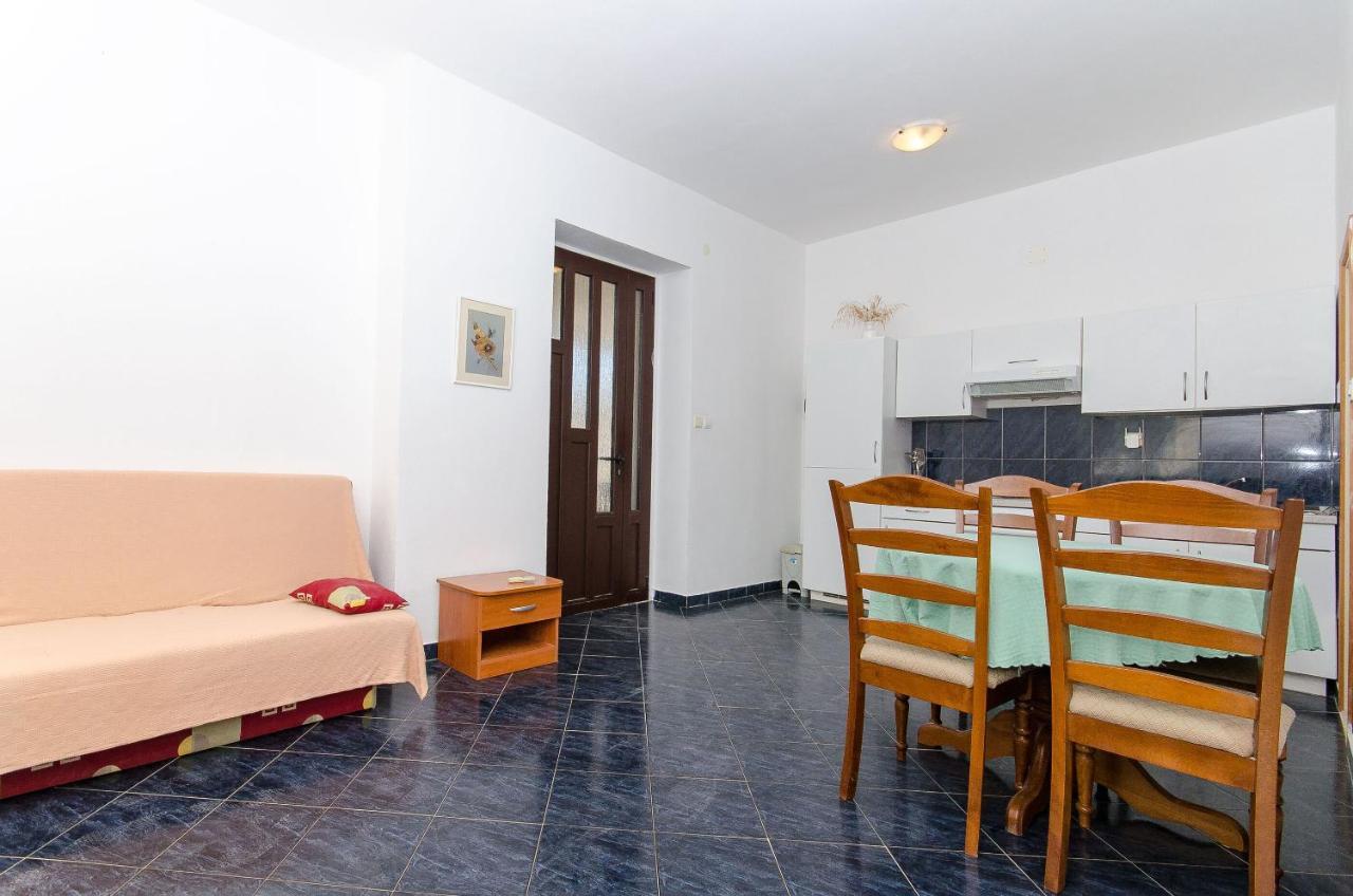 Apartments Ivanka Vis Exterior foto